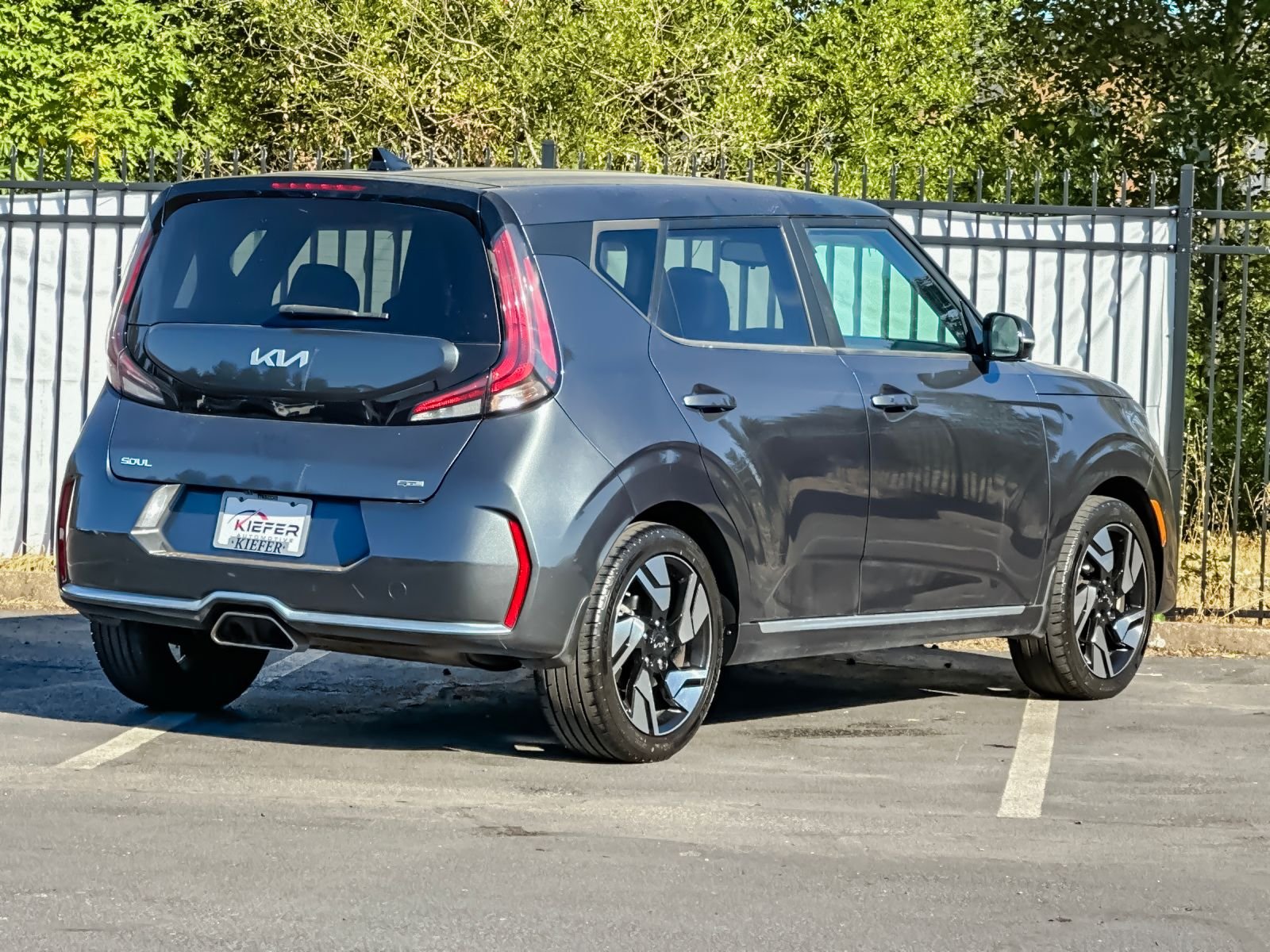 Used 2023 Gray Kia GT-Line image 4