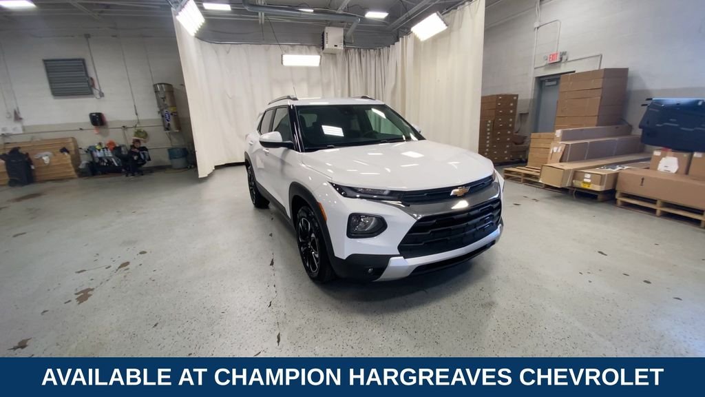 Used 2023 Summit White Chevrolet LT image 2
