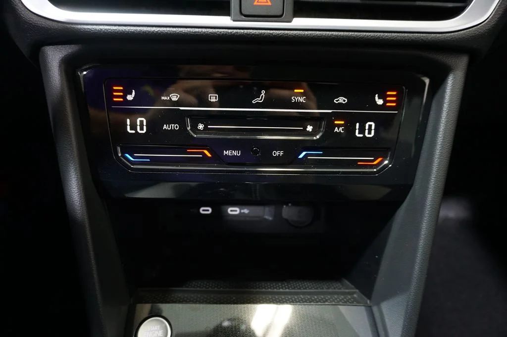 New 2026 White Volkswagen 1.5T SE image 15