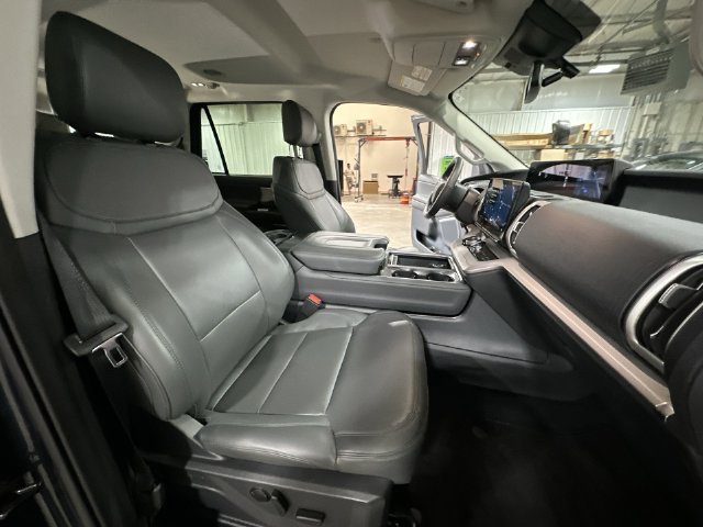 New 2026 Stone Blue Metallic Ford Active image 32