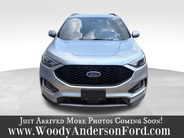 Used 2024 Iconic Silver Metallic Ford ST Line image 3