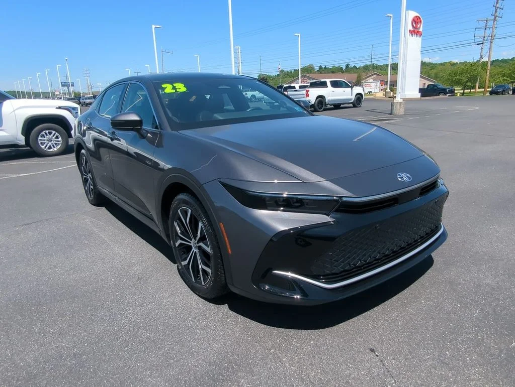 Used 2023 Gray Toyota XLE image 2