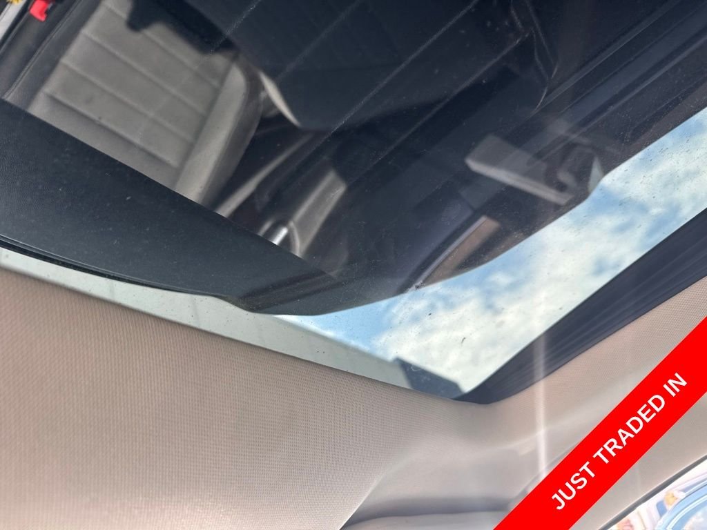 Used 2016  Ford SE image 8