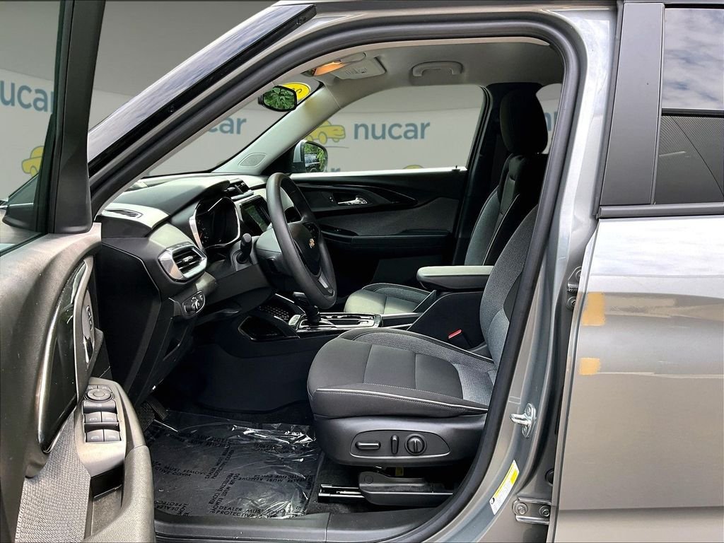 Used 2023 Gray Chevrolet LT image 11