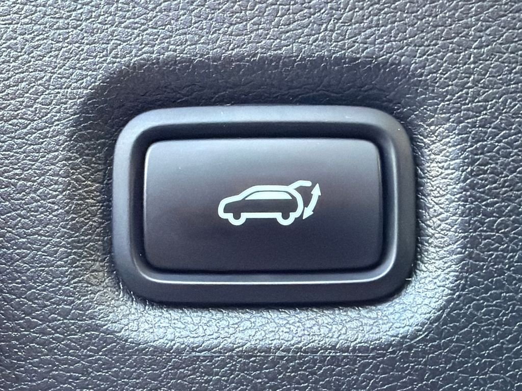 2023 Hyundai Santa Fe Limited - Photo 19