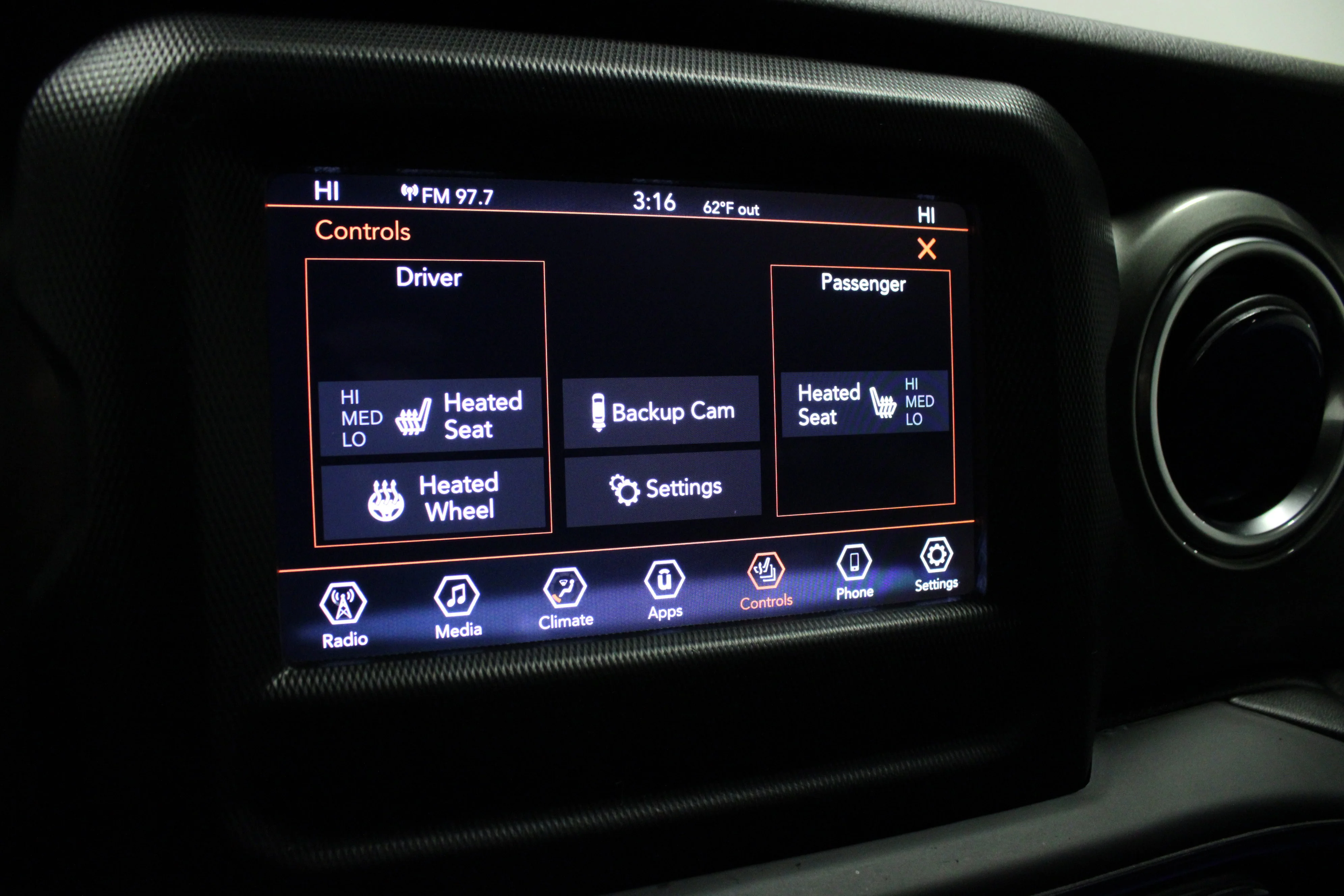 2019 Jeep Wrangler Unlimited Sahara - Photo 26