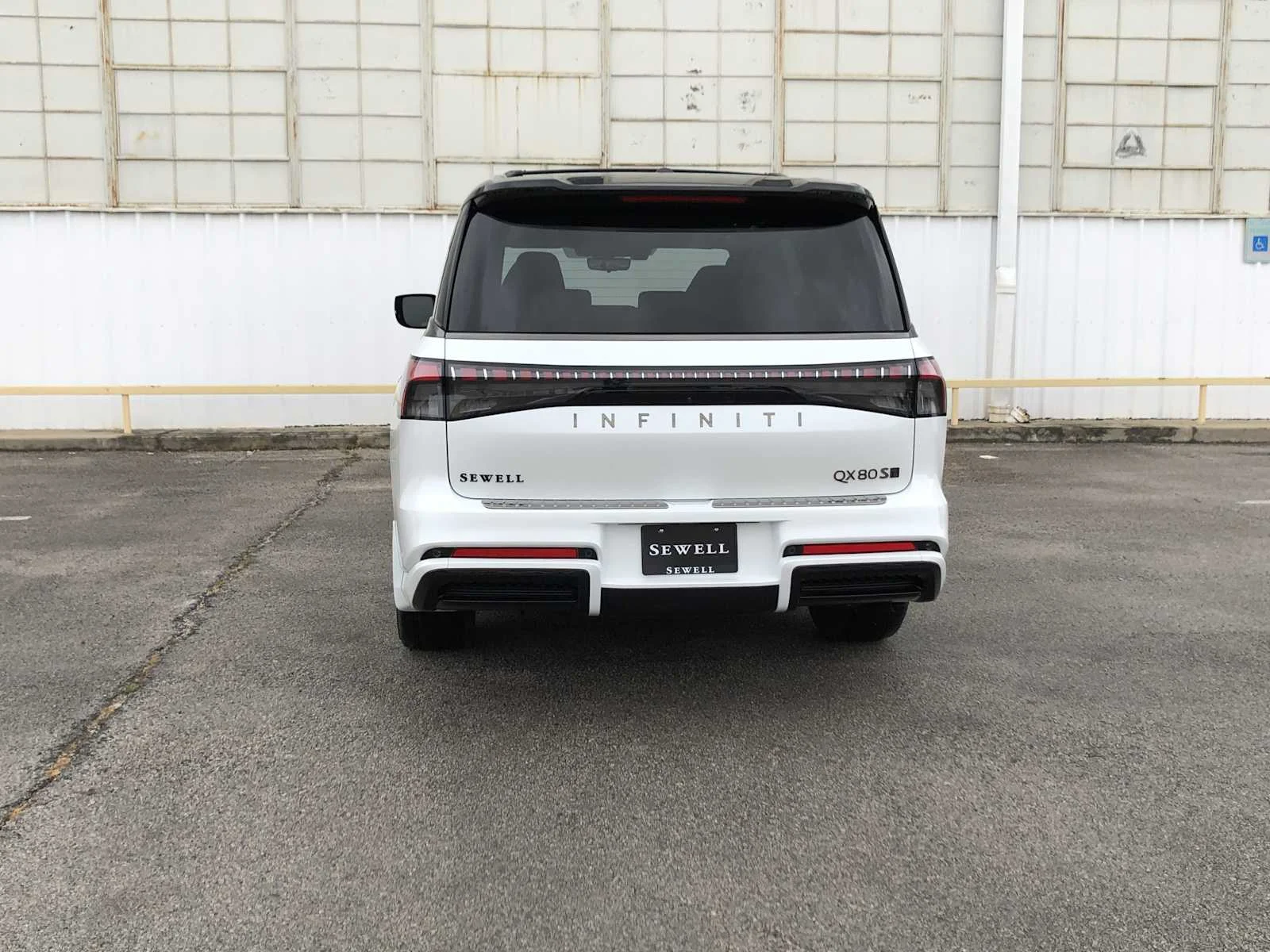 New 2026 RADIANT WHITE INFINITI Sport 4WD image 7