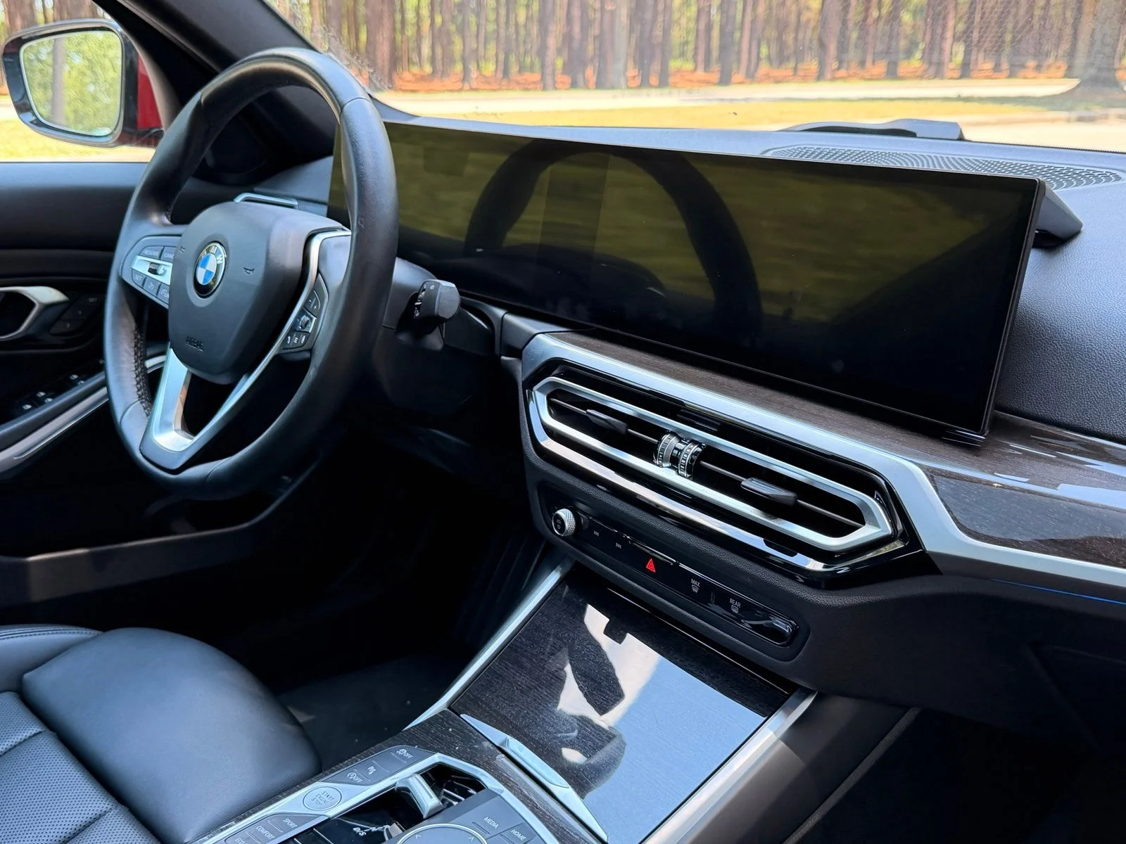 Used 2023 Melbourne Red Metallic BMW 330i image 21