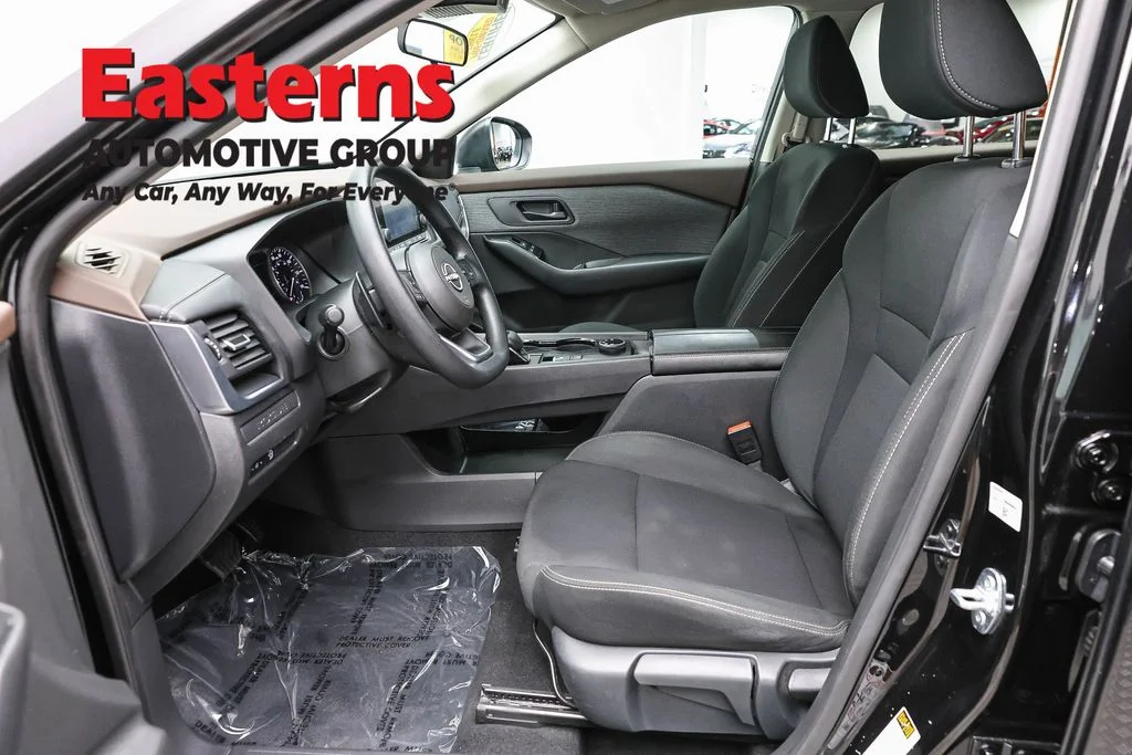 Used 2023 Black Nissan S image 13