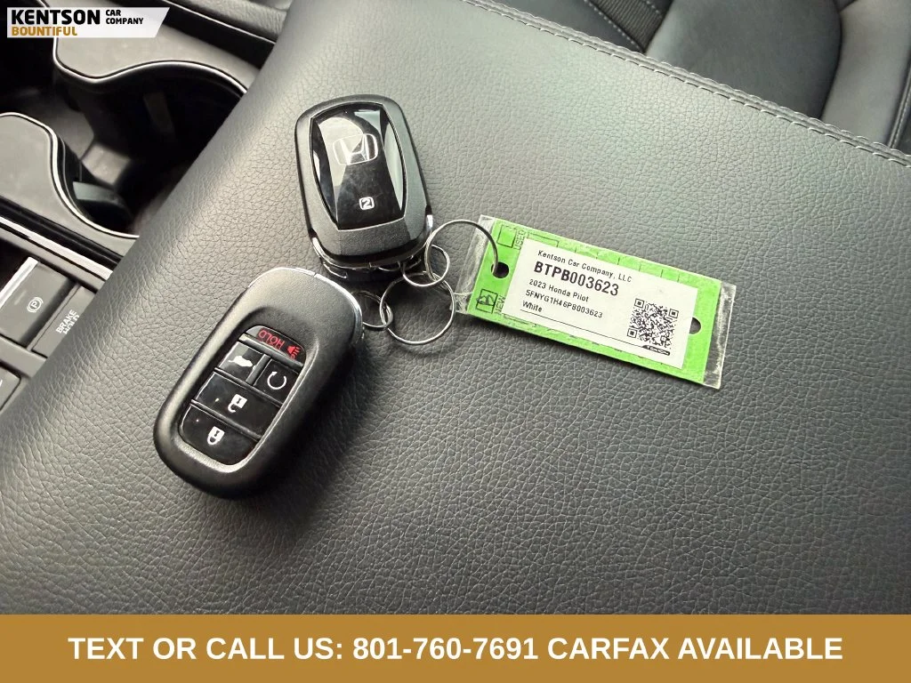 Used 2023 White Honda EX-L image 43