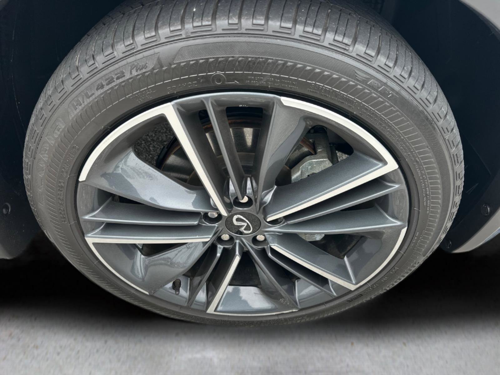 Used 2025 Slate Gray INFINITI SPORT image 30