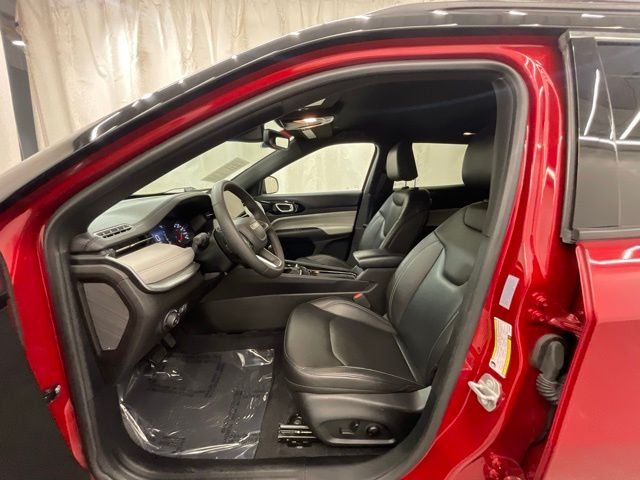 Used 2025 Red Jeep Limited image 10