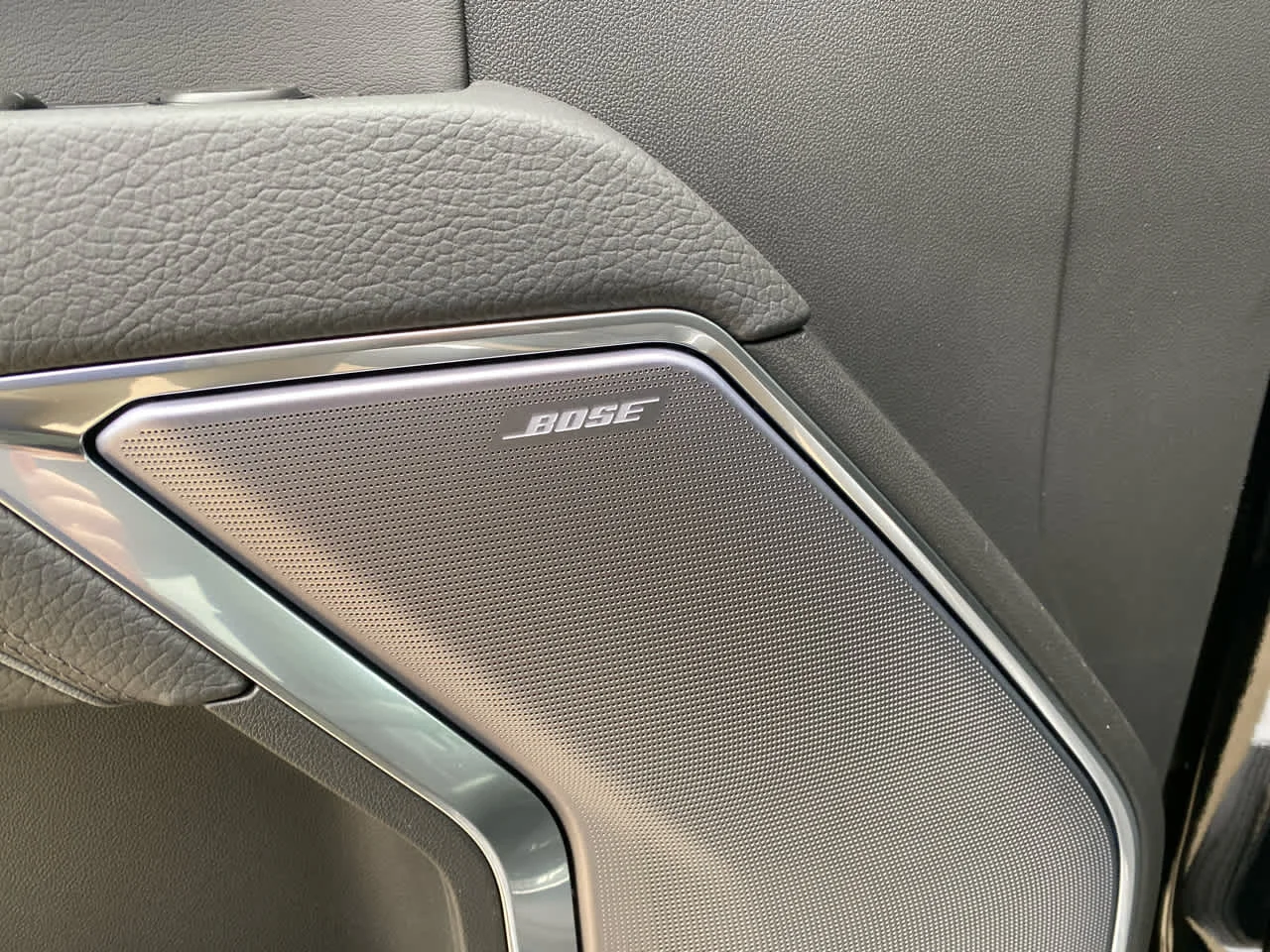 2026 GMC Sierra 2500HD Denali - Photo 13