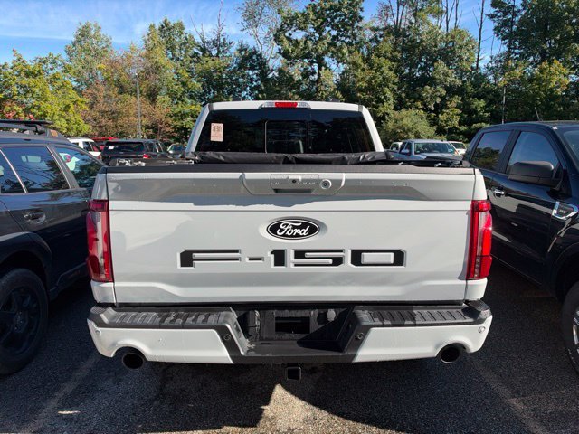 Used 2024 Avalanche Ford Lariat image 5