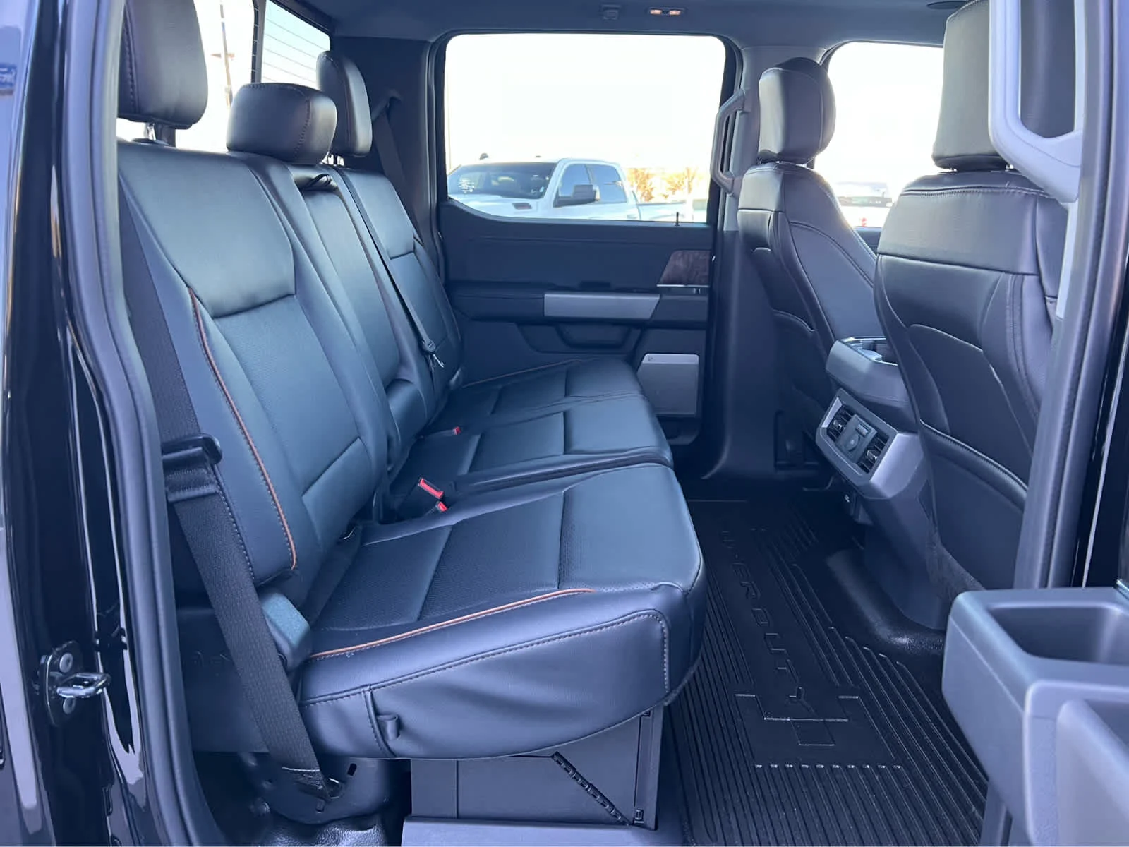 New 2026 Agate Black Metallic Ford F-350® Lariat® image 26