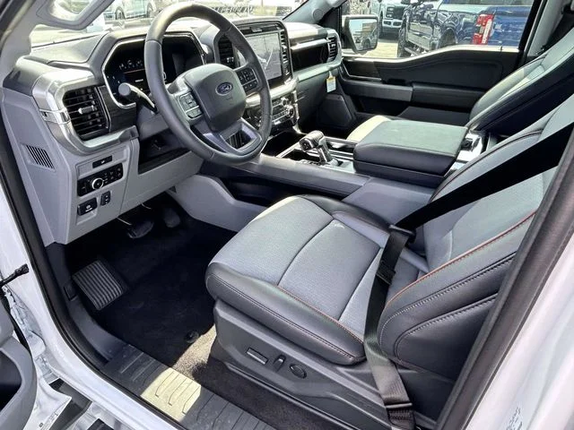 New 2026 Oxford White Ford Lariat image 8
