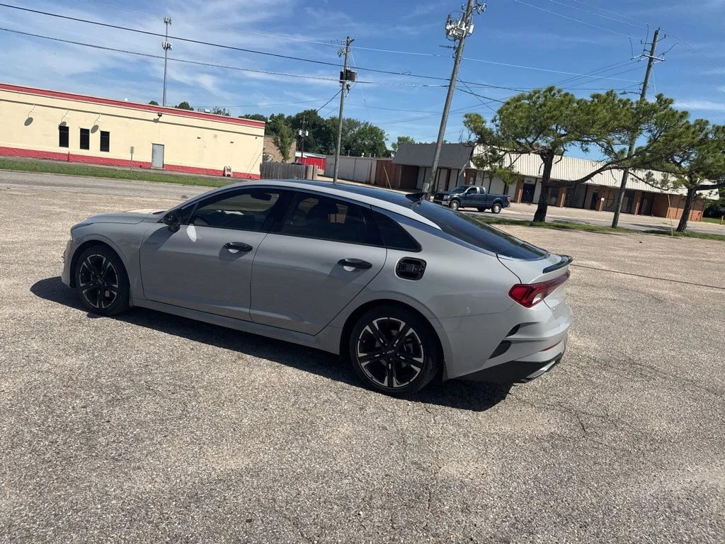 Used 2023 Wolf Gray Kia GT-Line image 10