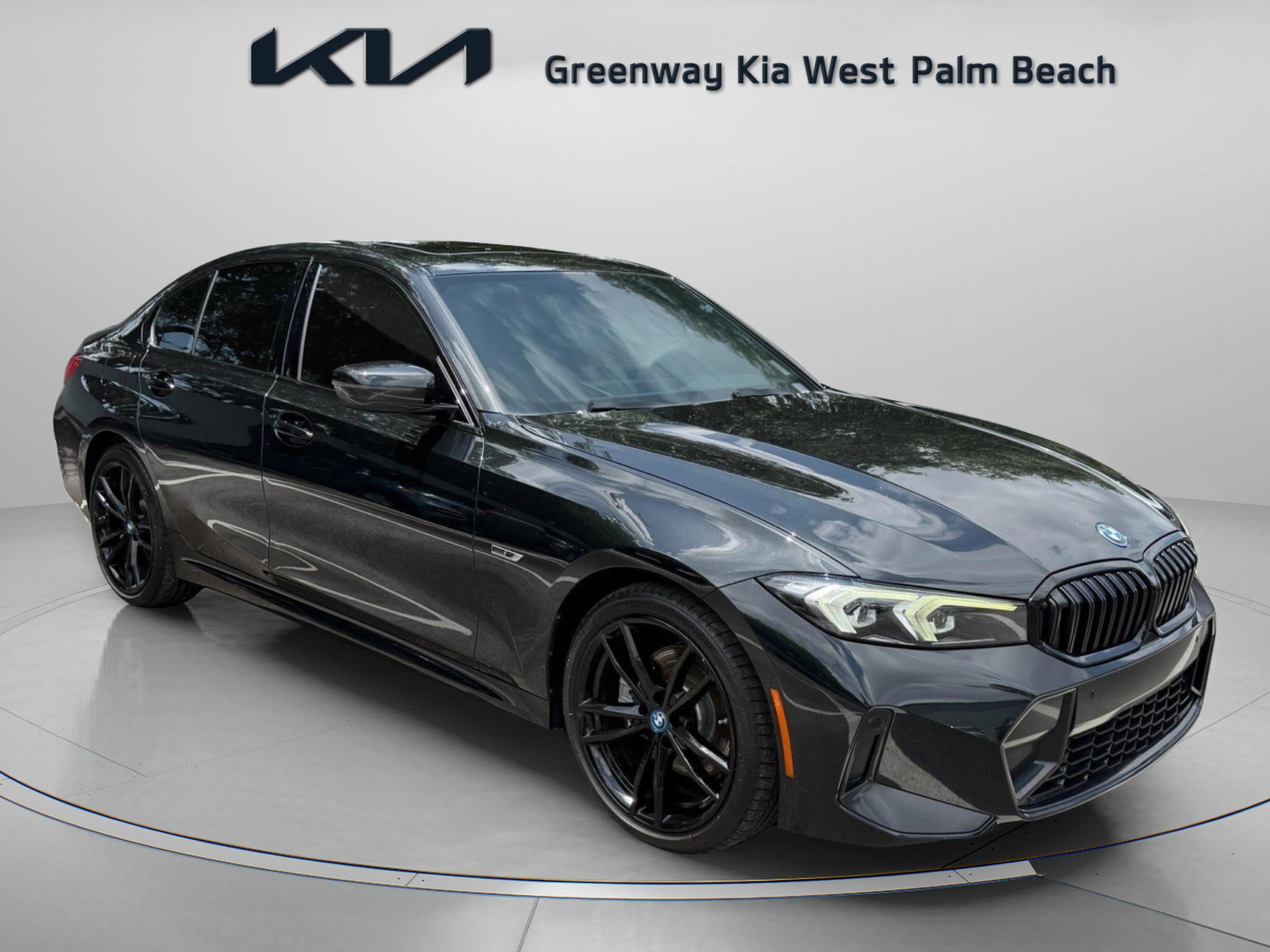 2023 BMW 3 Series 330e Sedan's photo