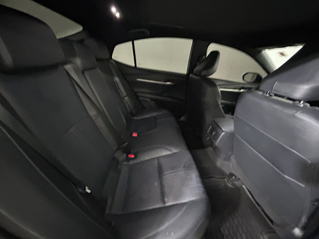Used 2025  Toyota XSE image 17