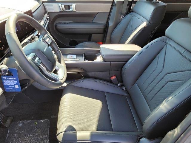 New 2026 Gray Hyundai SEL FWD image 40