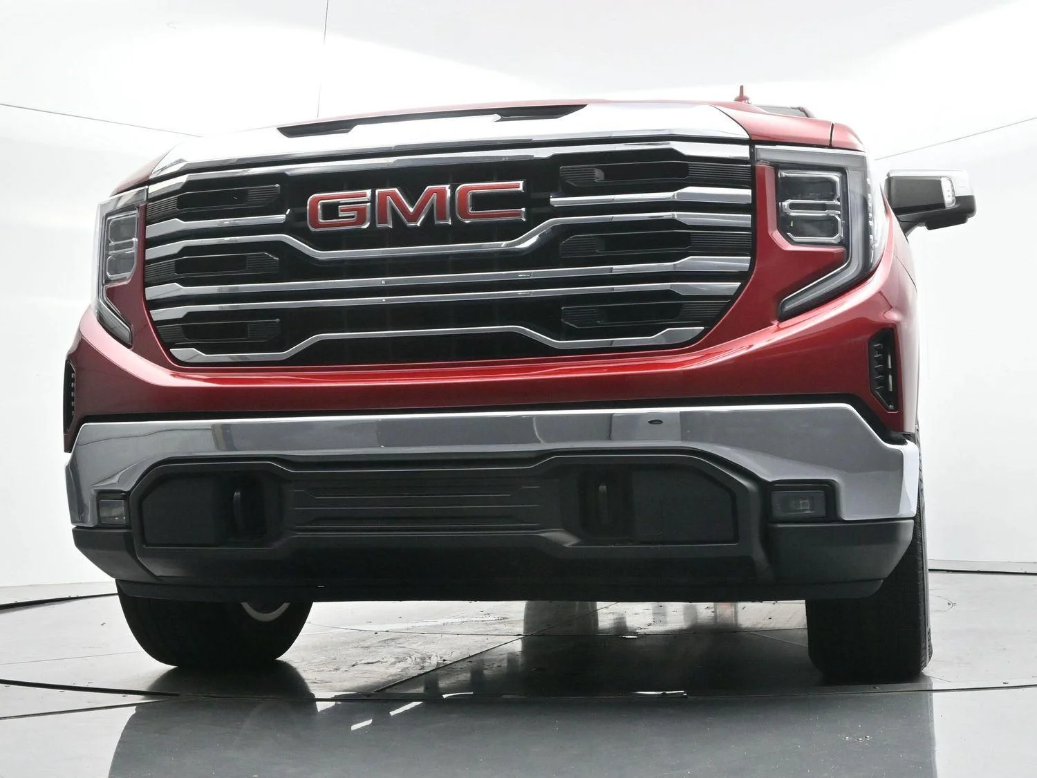 Used 2023 Volcanic Red Tintcoat GMC SLT image 49