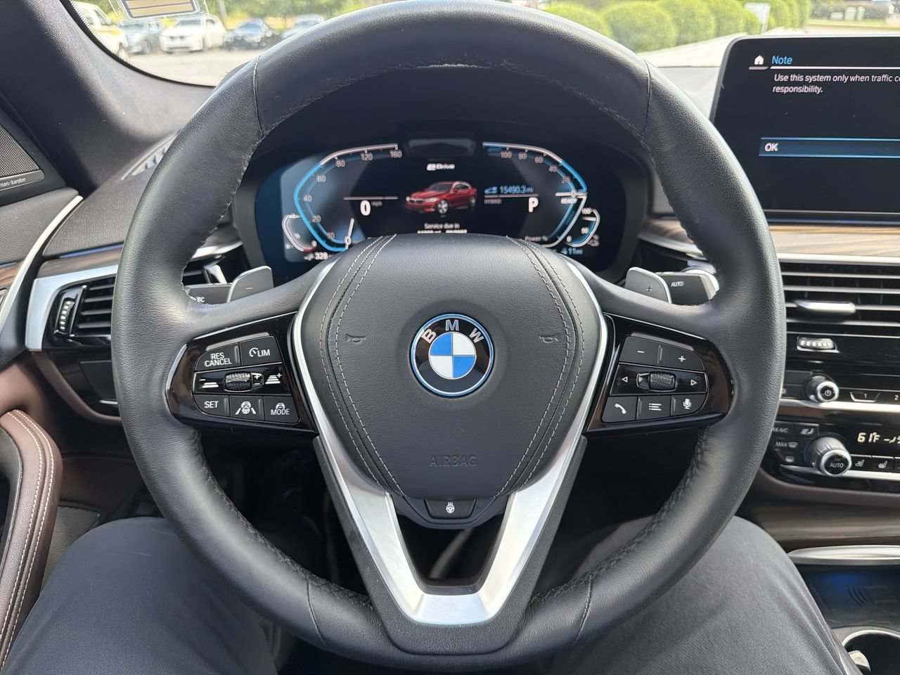 Used 2023 Aventurin Red Metallic BMW 530e image 21