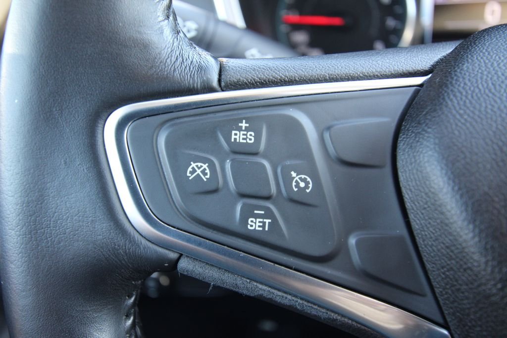Used 2018 Gray Chevrolet LT image 19