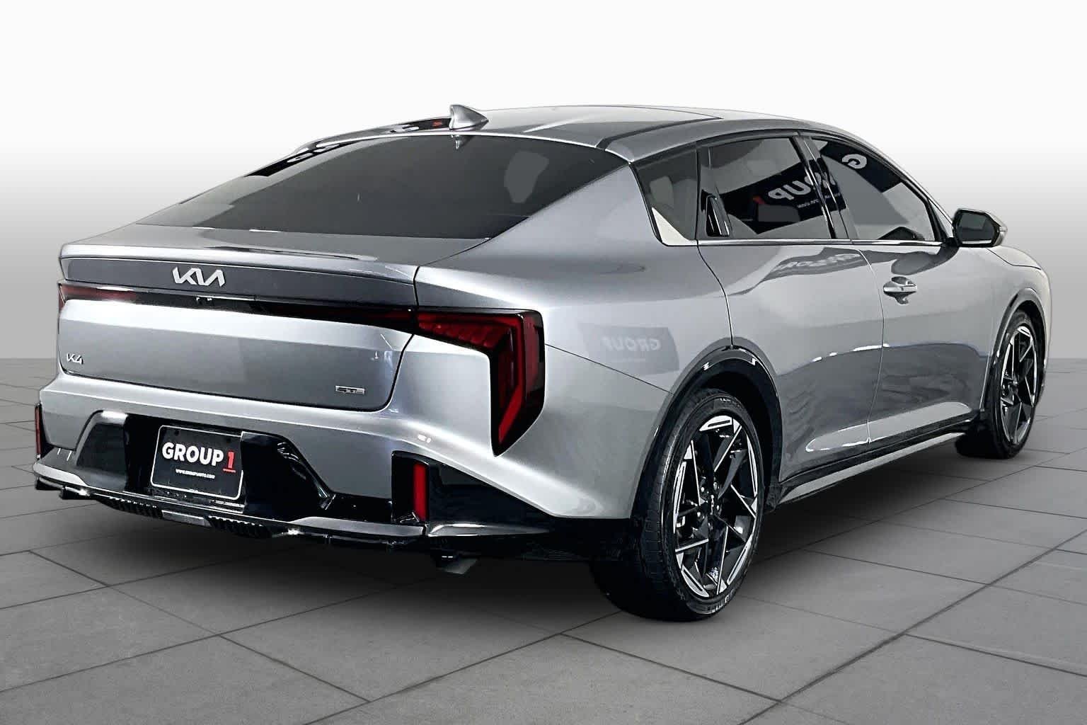 Used 2025 Steel Gray Kia GT-Line image 13