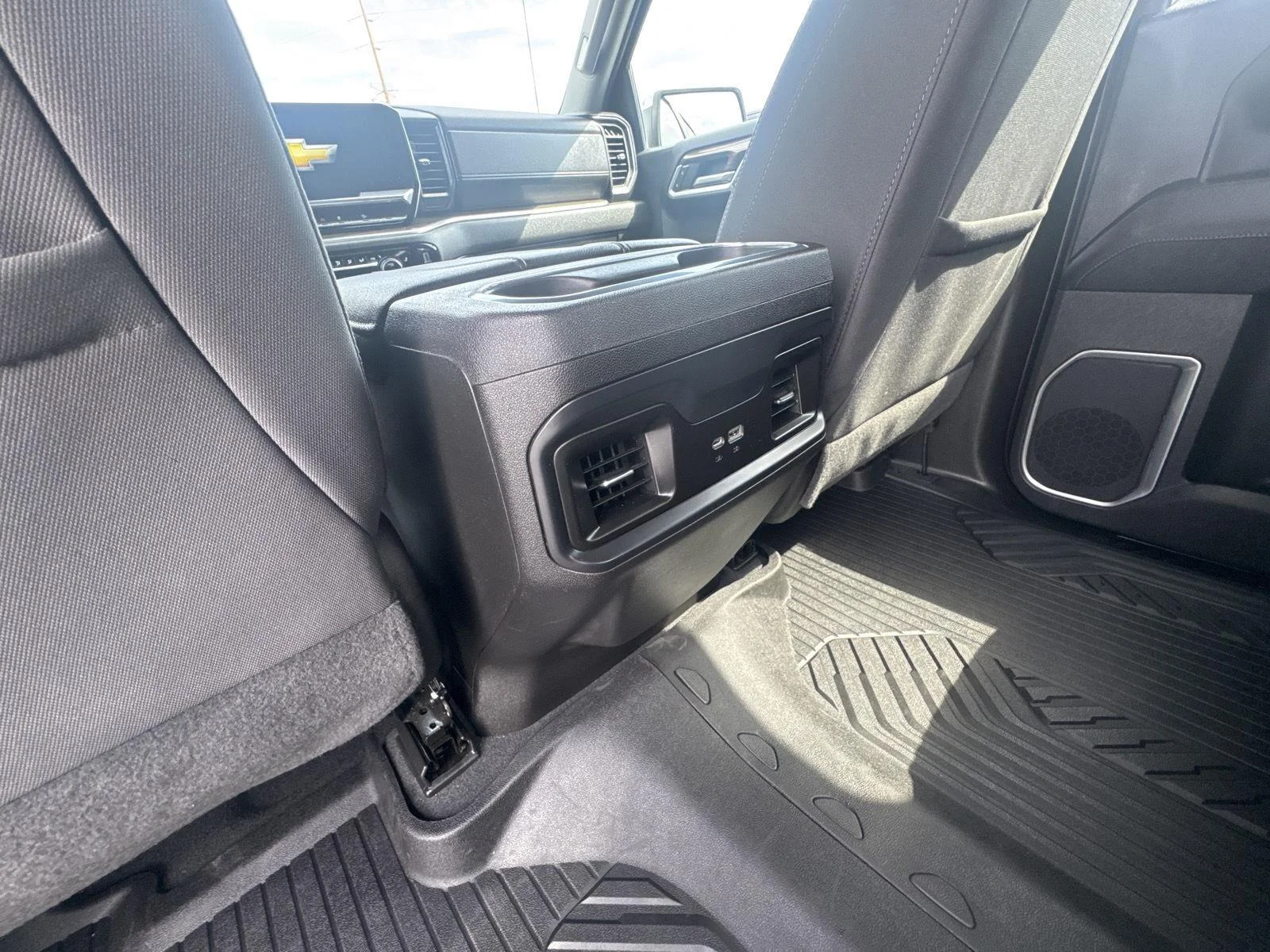Used 2023 Summit White Chevrolet LT image 11