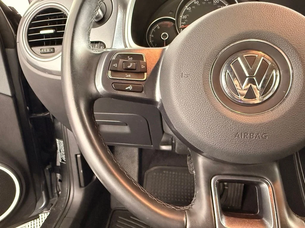 Used 2019 Gray Volkswagen 2.0T SE image 19