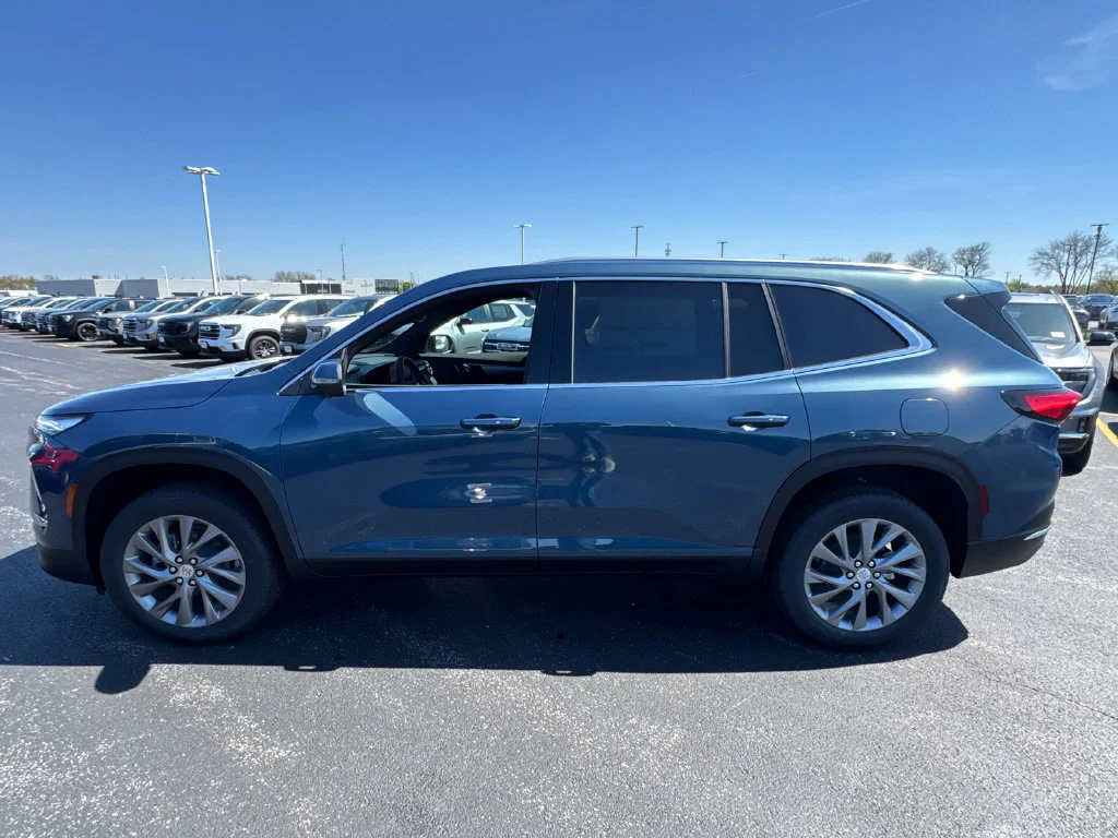 2026 Buick Enclave Preferred - Photo 9