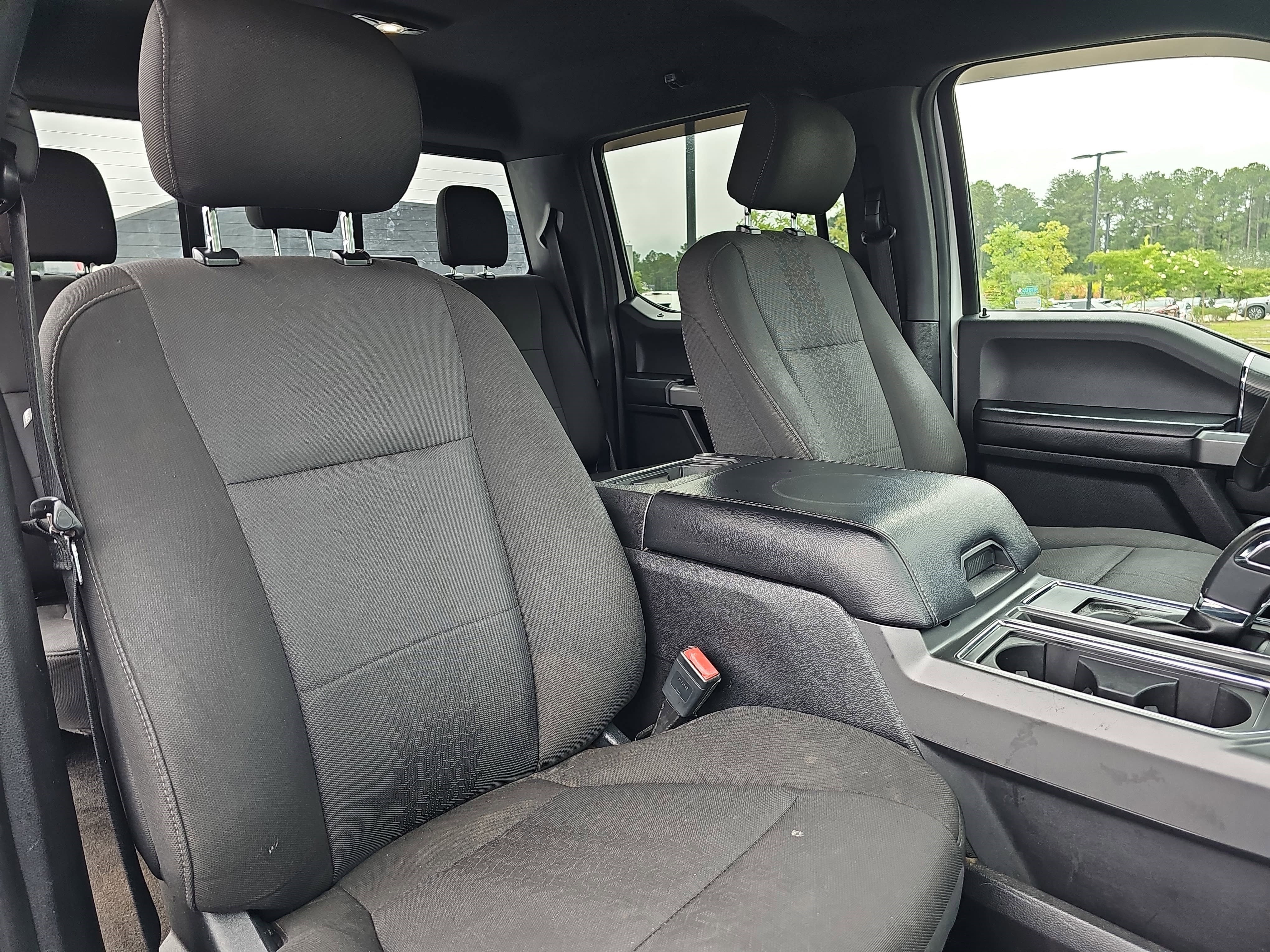 Used 2018 Oxford White Ford XLT image 10