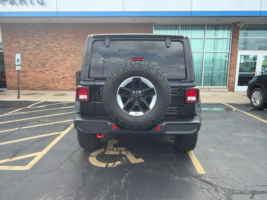 Used 2022 Black Jeep Unlimited Rubicon image 5