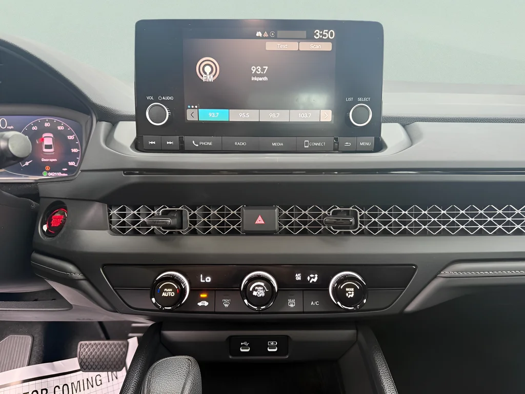 2023 Honda Accord LX - Photo 24
