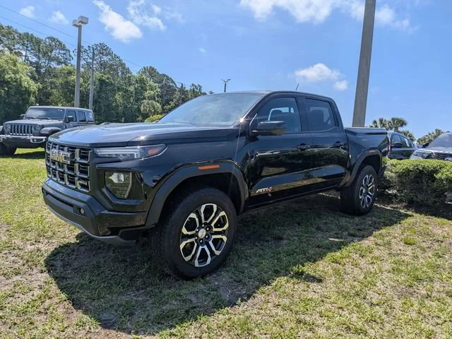 Used 2024 Onyx Black GMC AT4 image 4