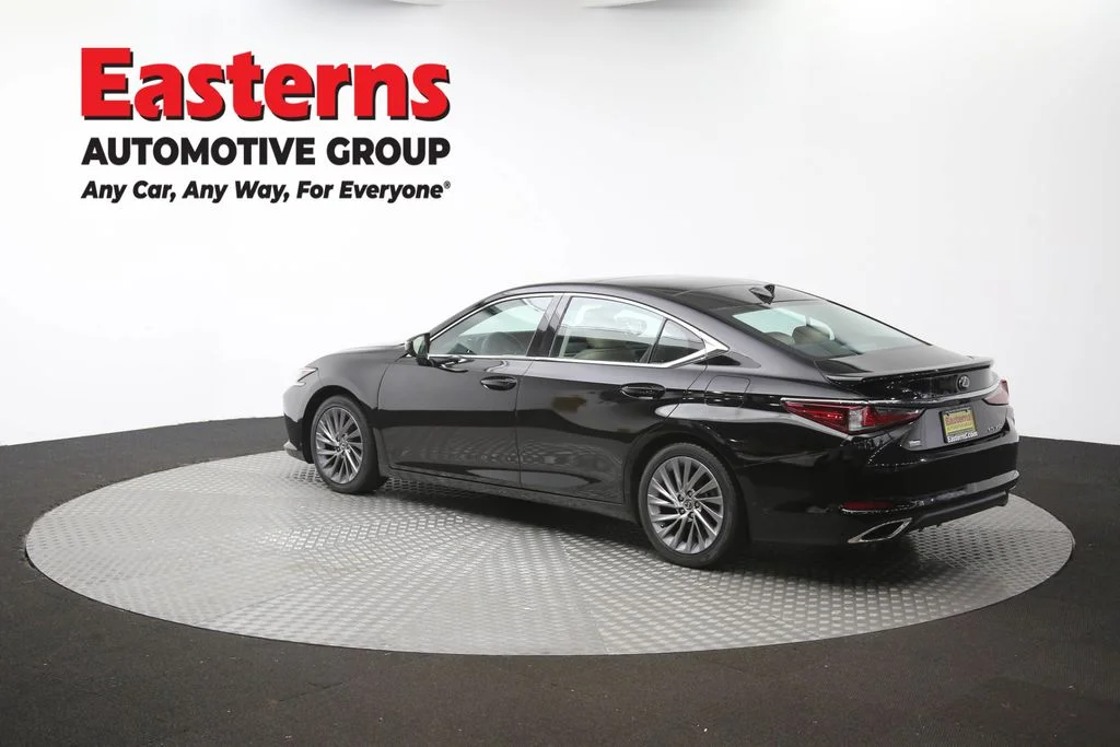 Used 2020 Black Lexus 350 Luxury image 67