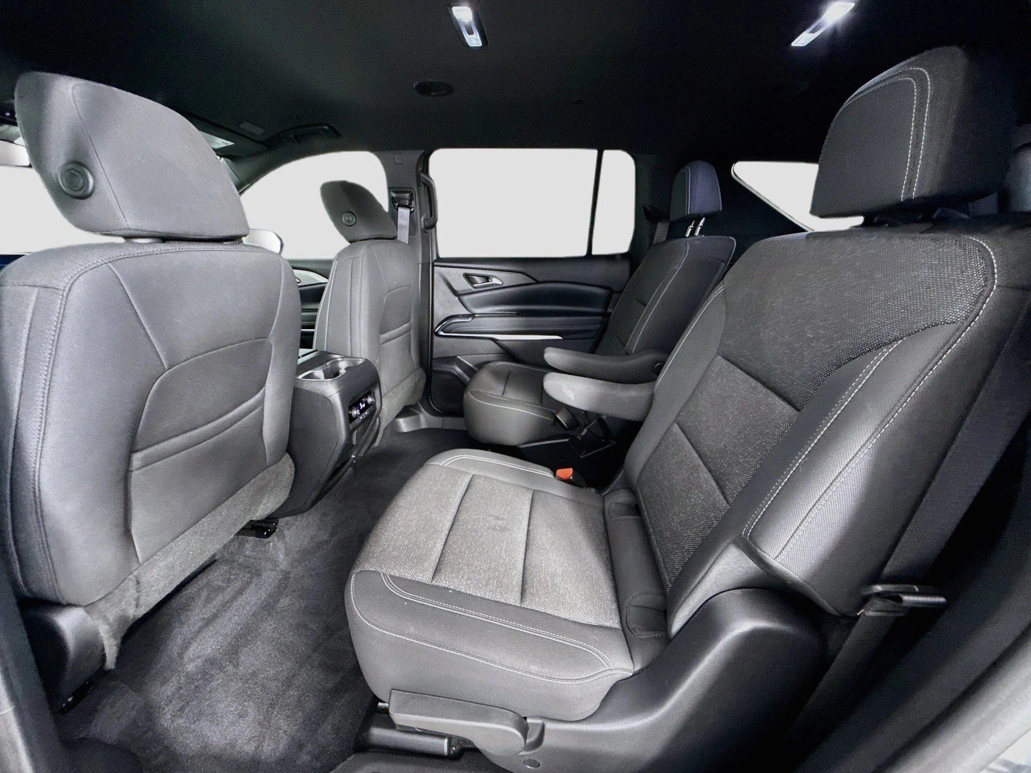 Used 2025 Sterling Gray Metallic Chevrolet LT image 25