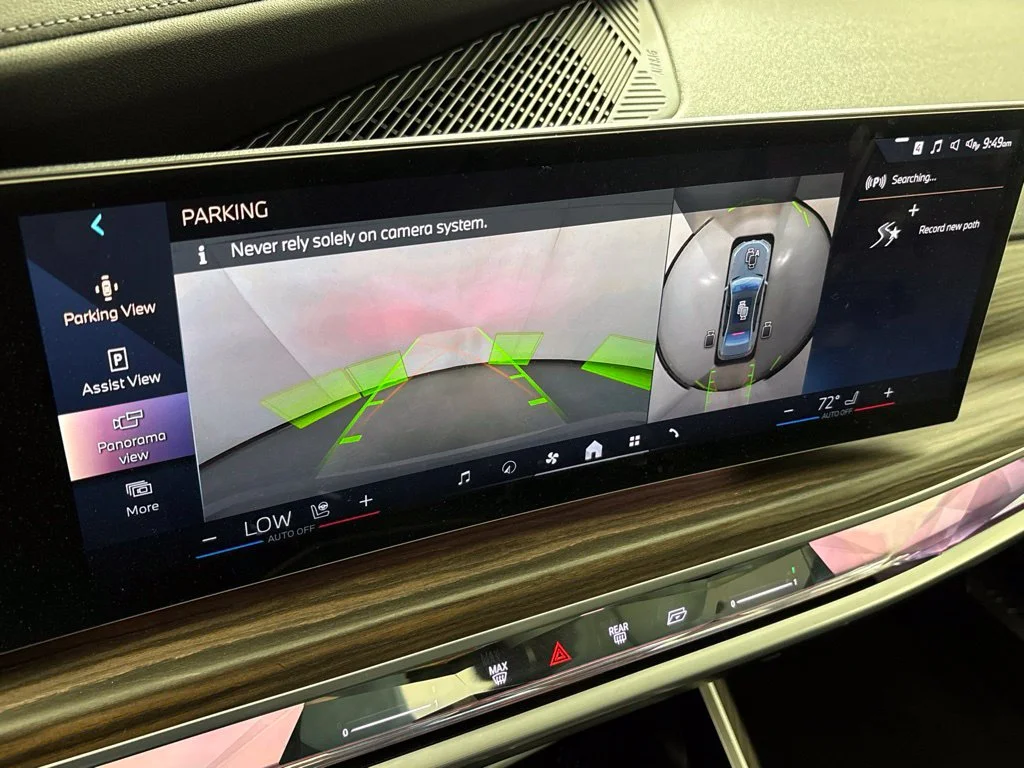 Used 2023 Gray BMW 740i image 45