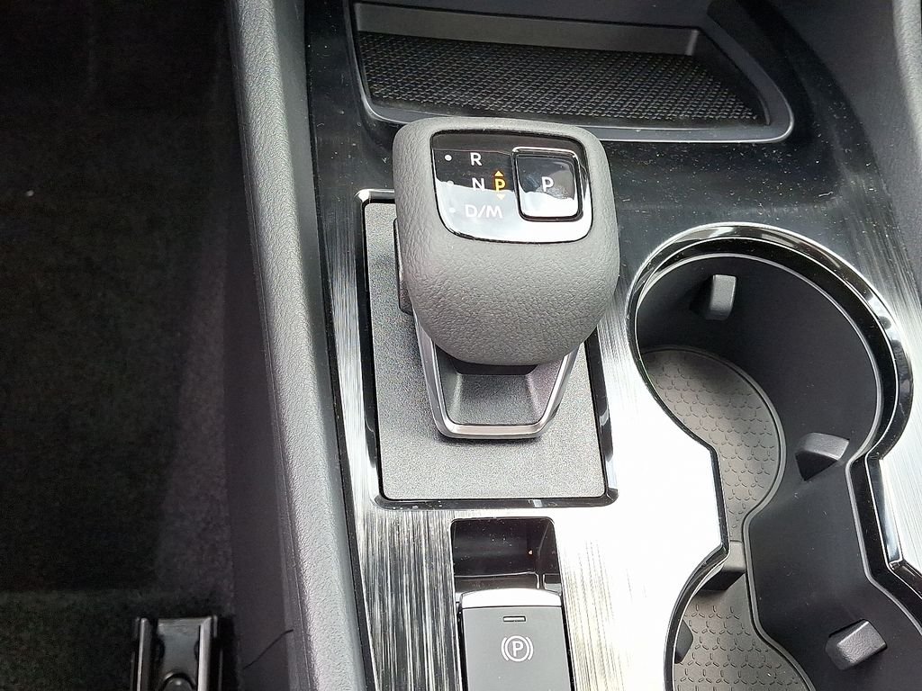 2026 Nissan Rogue — photo 11