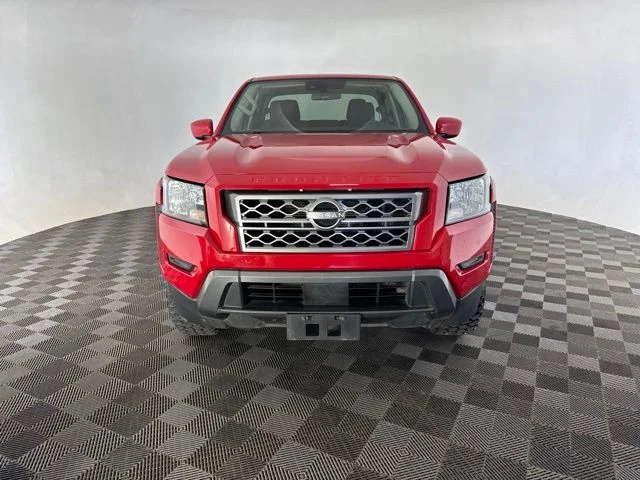 Used 2022 Red Nissan SV image 2