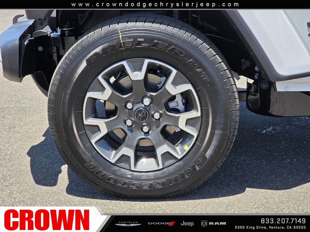 New 2026 Bright White Clearcoat Jeep Sahara image 9