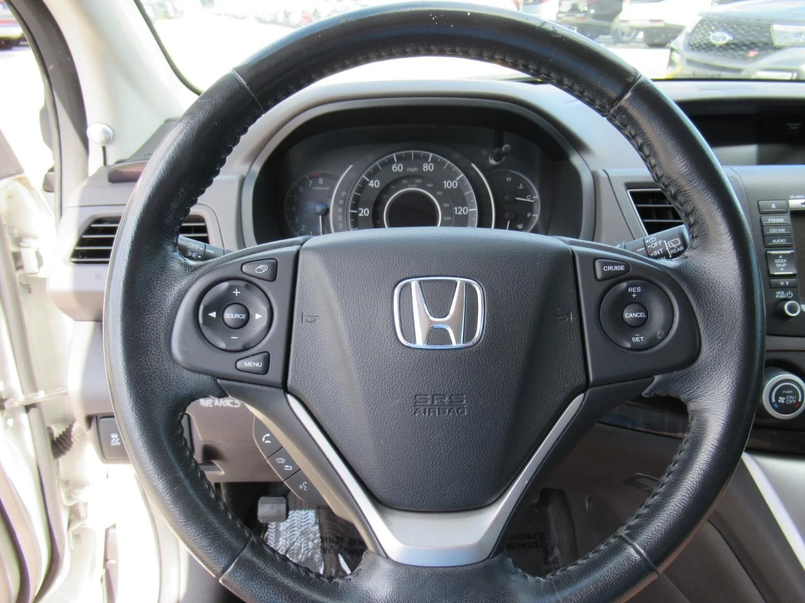 Used 2014 White Honda EX-L image 22