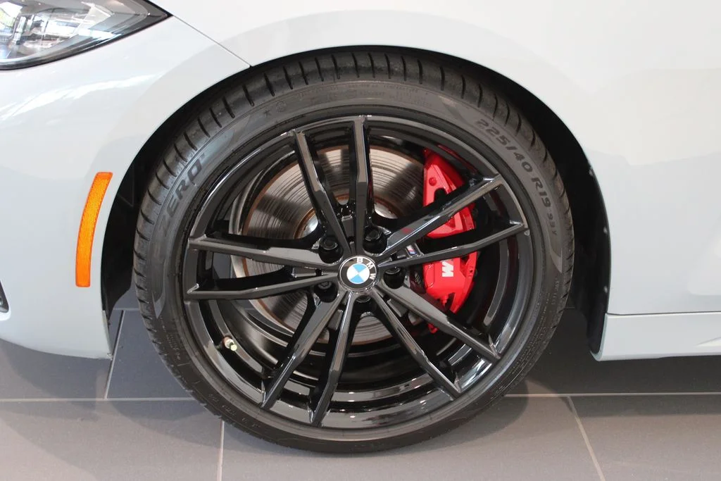Used 2024 Gray BMW M440i image 33