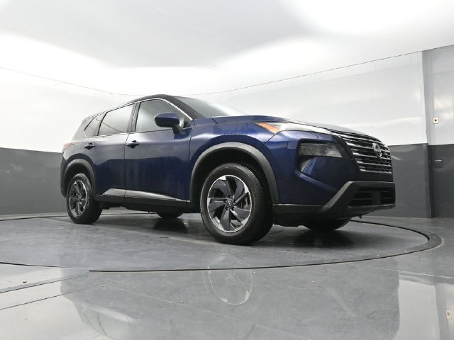 Used 2024 Blue Nissan SV image 19