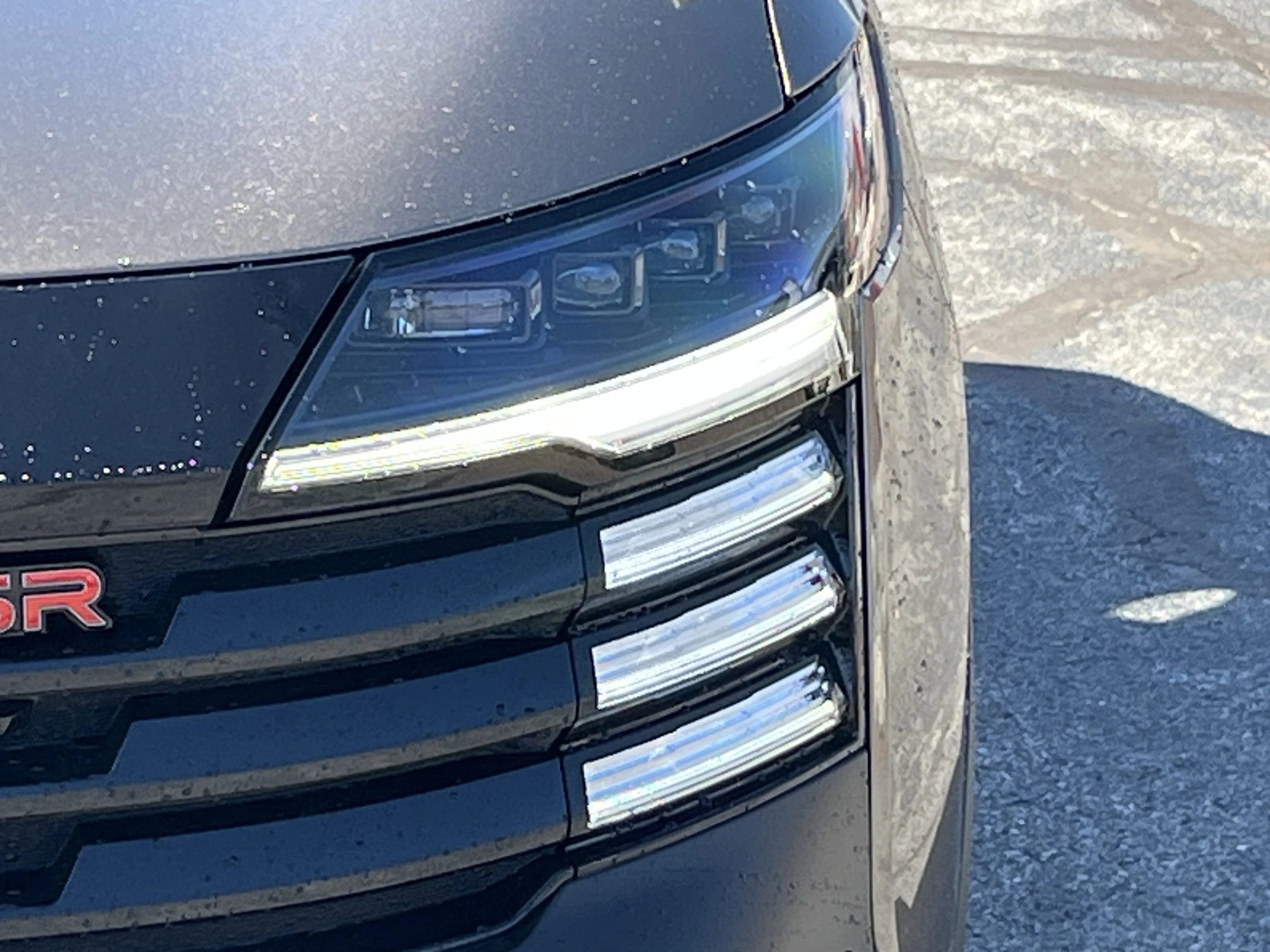 New 2026 Canyon Bronze Metallic Nissan SR image 10