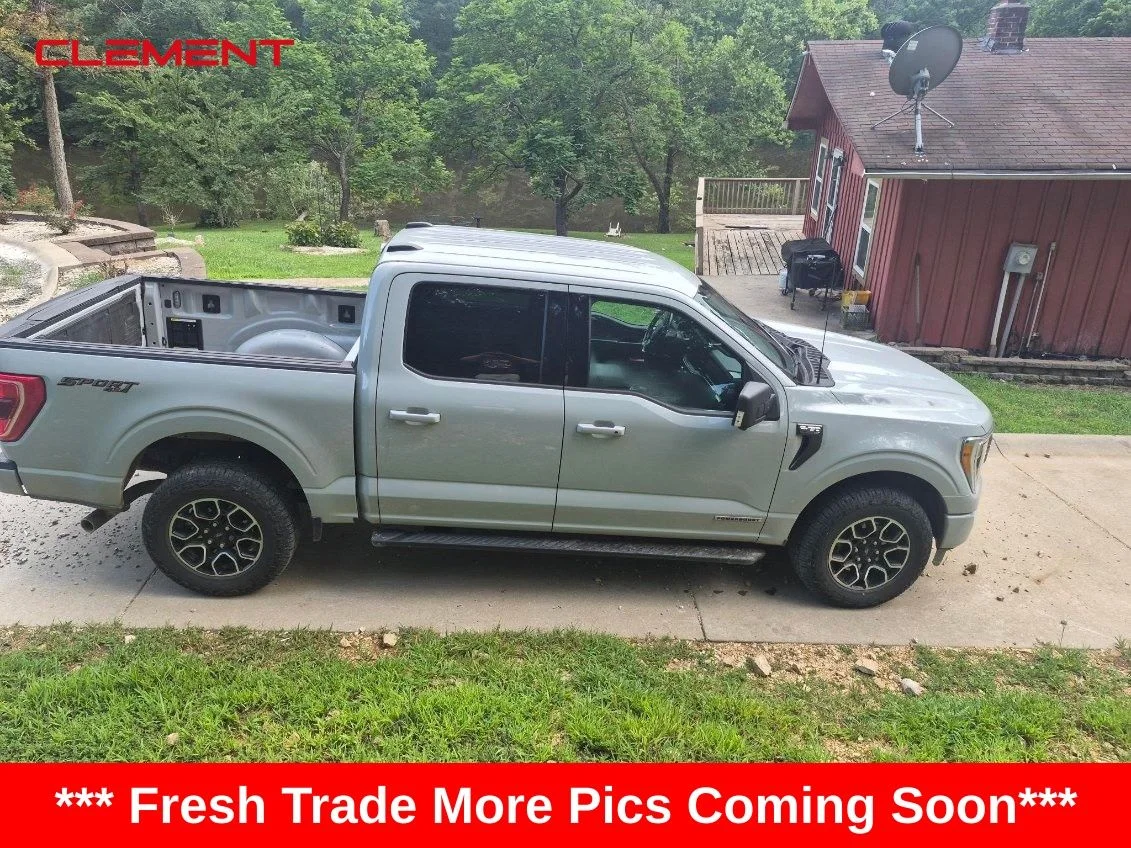 Used 2023 Avalanche Ford XLT image 2