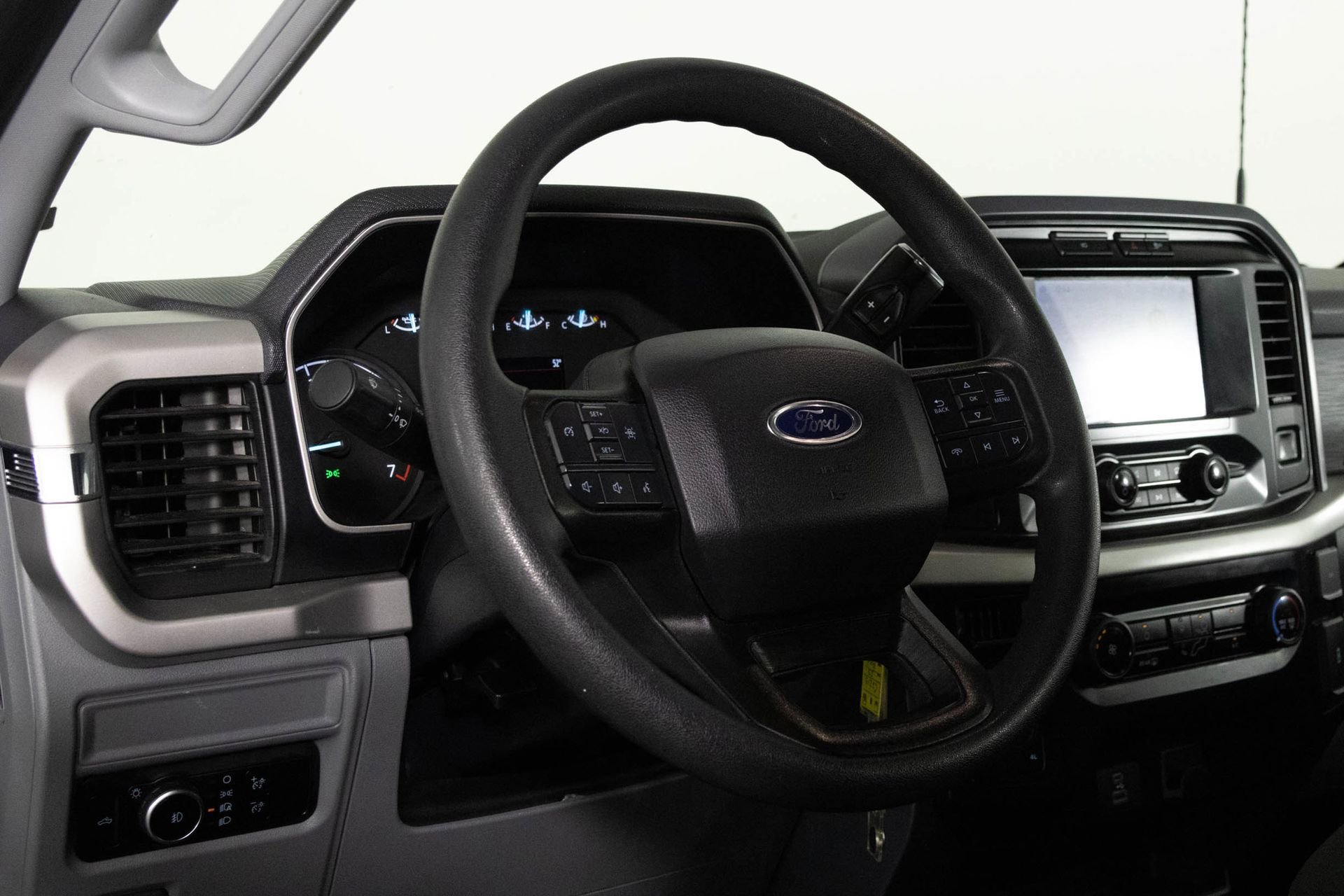 2023 FORD F-150 - Image 31