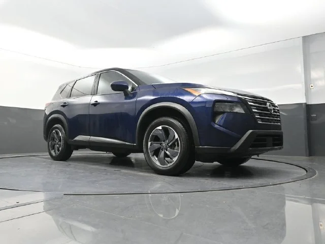 Used 2024 Blue Nissan SV image 19