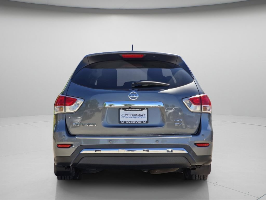 Used 2016 Gun Metallic Nissan SV image 20
