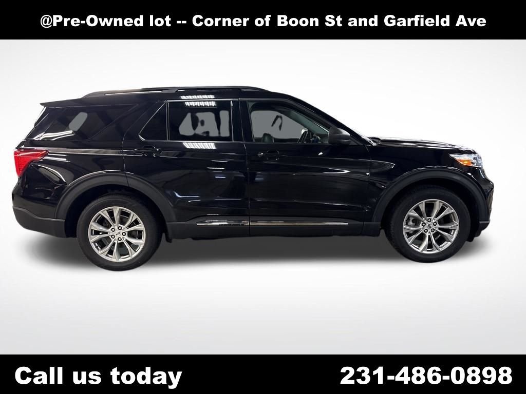 2022 Ford Explorer XLT - Photo 6